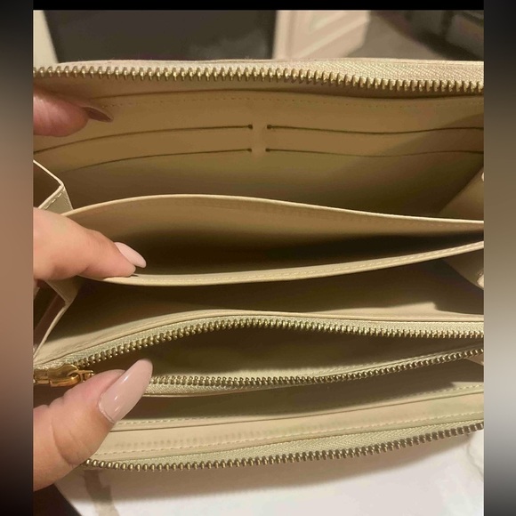 Louis Vuitton Gold Monogram Zippy Vernis Wallet SP4171; made in France - Picture 4 of 13